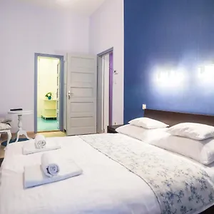 Budapest Rooms Bed And Breakfast Budapest